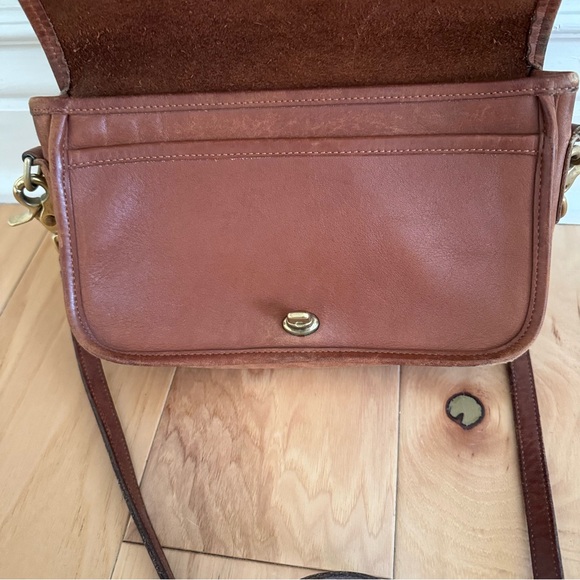 Vintage Coach Leather Top Flap Shoulder Crossbody Bag - Picture 5 of 7